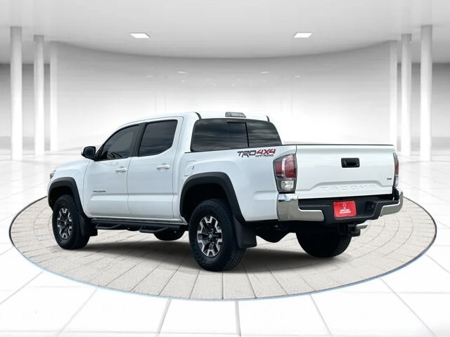 2023 Toyota Tacoma SR5 photo 2