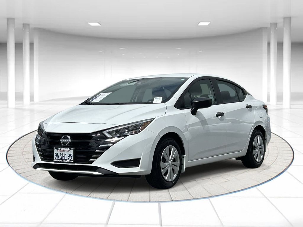 2025 Nissan Versa 1.6 S CVT's photo