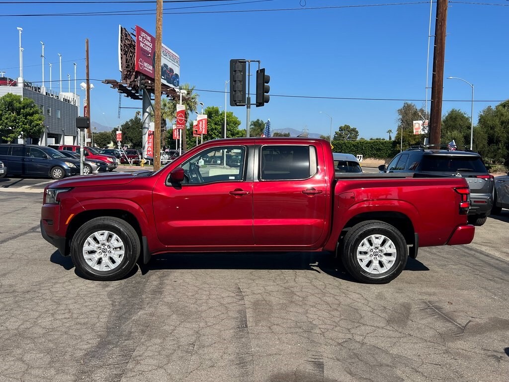2022 Nissan Frontier SV photo 3