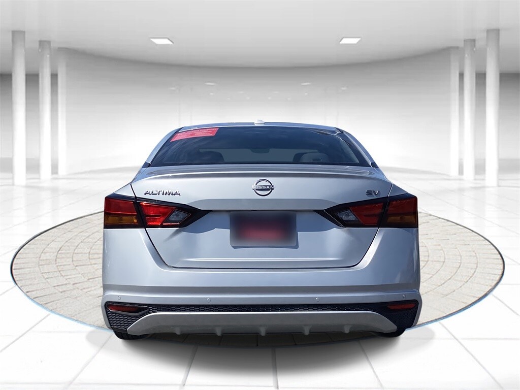 2023 Nissan Altima 2.5 SV photo 3