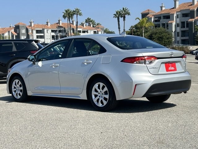 2024 Toyota Corolla LE photo 2
