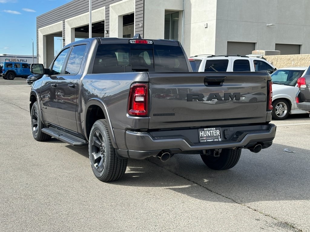 New 2026 Ram 1500 BIG HORN CREW CAB 4X2 5'7 BOX Pickup