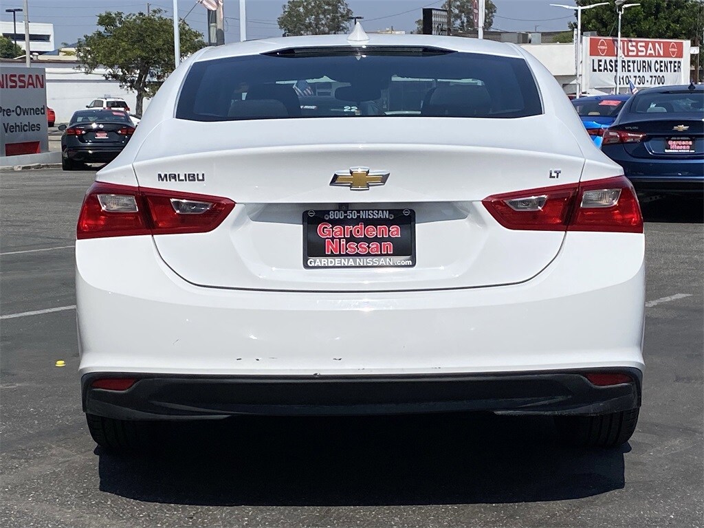 2023 Chevrolet Malibu 1LT photo 3