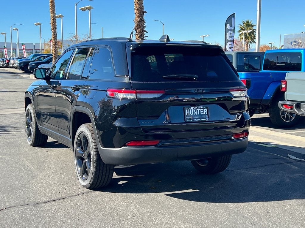 New 2025 Jeep Grand Cherokee ALTITUDE X 4X4 Sport Utility