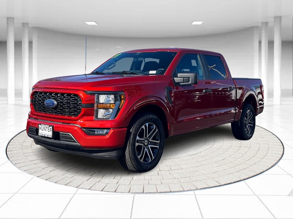 2023 Ford F-150 XL's photo