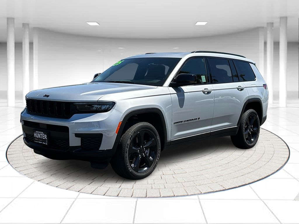 Certified 2025 Jeep Grand Cherokee L Altitude X SUV