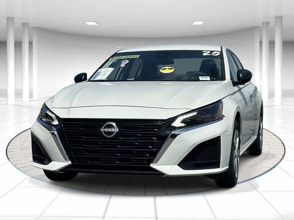 2025 Nissan Altima S - Photo 7