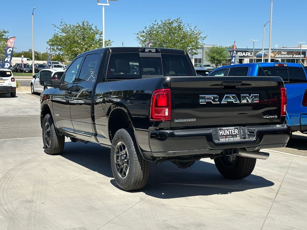 New 2025 Ram 2500 LARAMIE CREW CAB 4X4 6'4 BOX Pickup