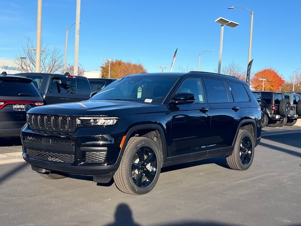 New 2025 Jeep Grand Cherokee L ALTITUDE X 4X2 Sport Utility