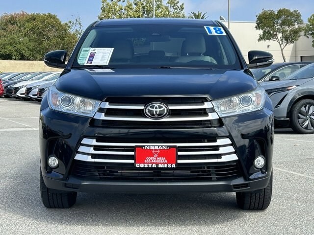 2018 Toyota Highlander LE Plus photo 2