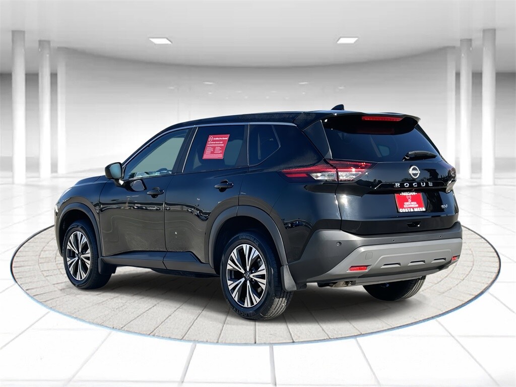 2023 Nissan Rogue SV photo 2