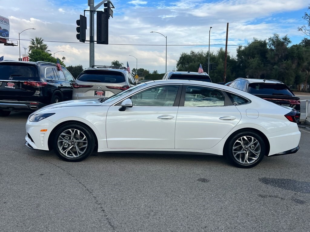 2021 Hyundai Sonata SEL photo 3
