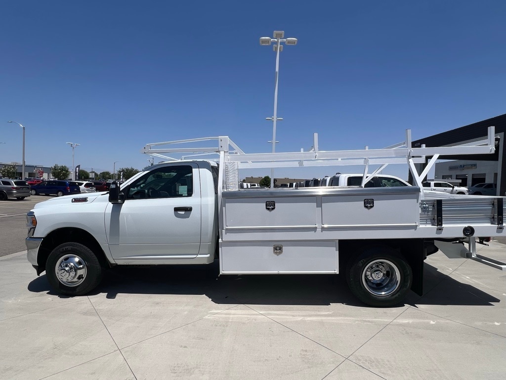 New 2024 Ram 3500 Chassis Cab 3500 TRADESMAN CHASSIS REGULAR CAB 4X4 84' CA Pickup