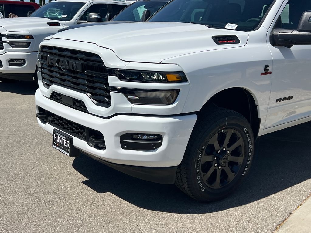New 2026 Ram 2500 BIG HORN CREW CAB 4X4 6'4 BOX Pickup