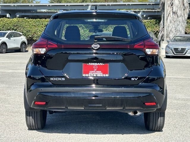 2024 Nissan Kicks SV photo 3