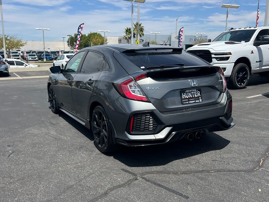 2018 Honda Civic Hatchback Sport photo 2