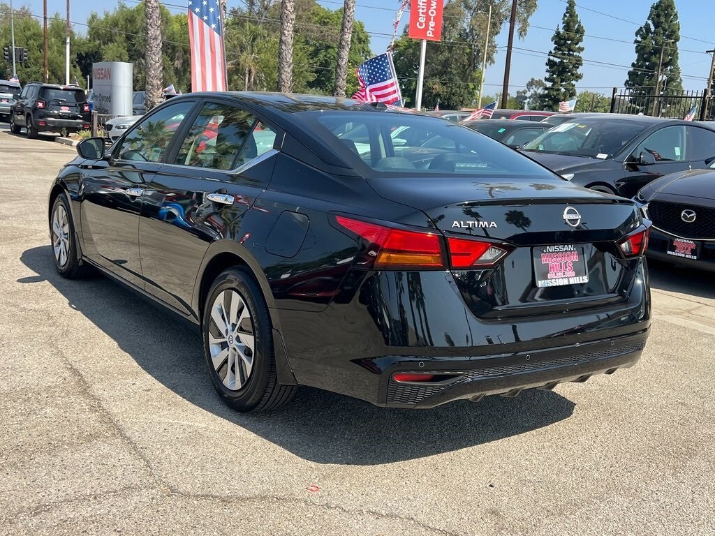 2025 Nissan Altima 2.5 S photo 4