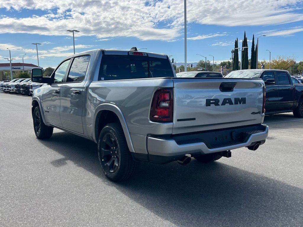New 2026 Ram 1500 BIG HORN CREW CAB 4X4 5'7 BOX Pickup