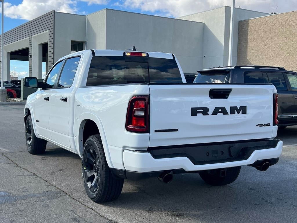New 2026 Ram 1500 BIG HORN CREW CAB 4X4 5'7 BOX Pickup
