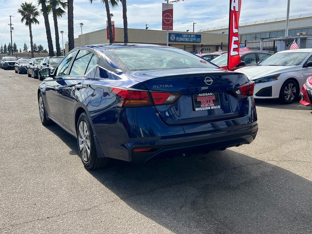 2024 Nissan Altima 2.5 S photo 3