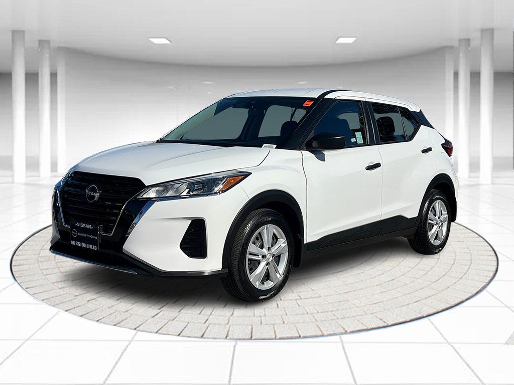 2025 Nissan Kicks Play 1.6 FWD's photo