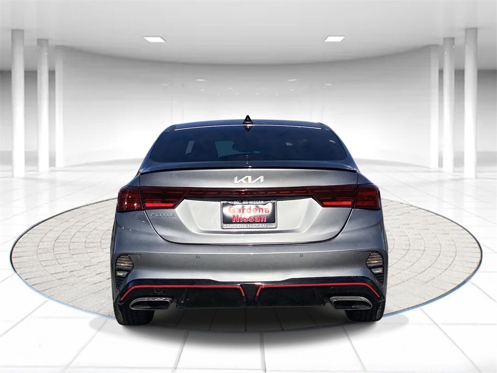 2023 Kia Forte GT photo 3
