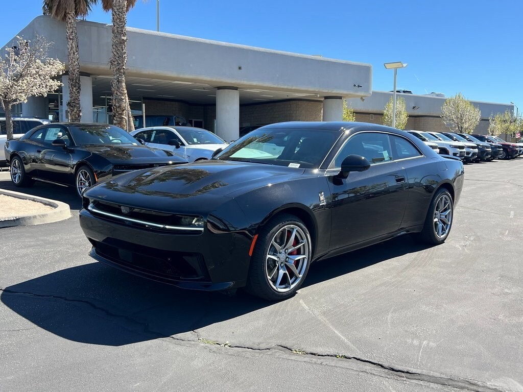 2025 Dodge Charger R/T Scat Pack AWD photo 2