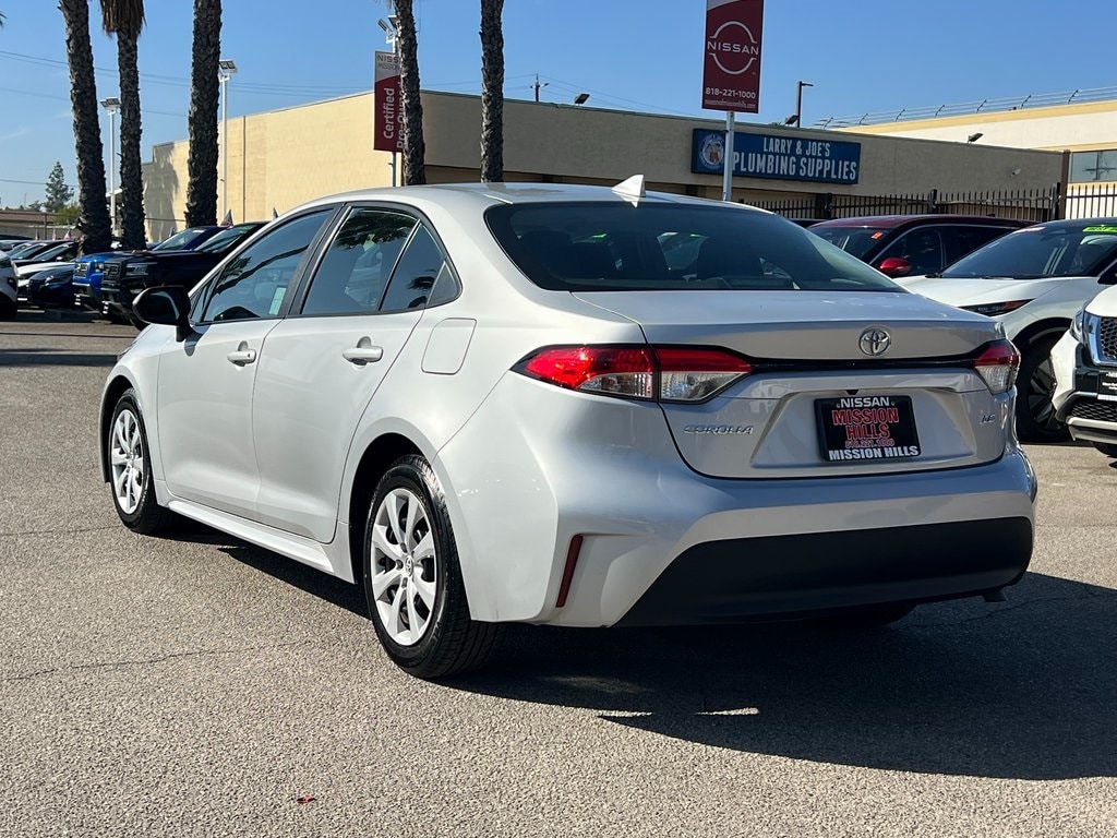 2023 Toyota Corolla LE photo 4