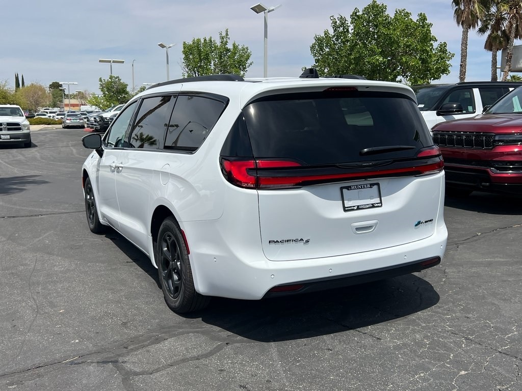 New 2025 Chrysler Pacifica Hybrid PACIFICA PLUG-IN HYBRID S APPEARANCE Passenger Van