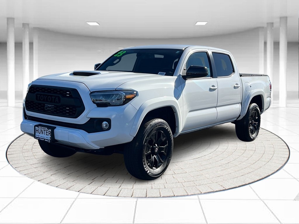 2023 Toyota Tacoma TRD Sport's photo