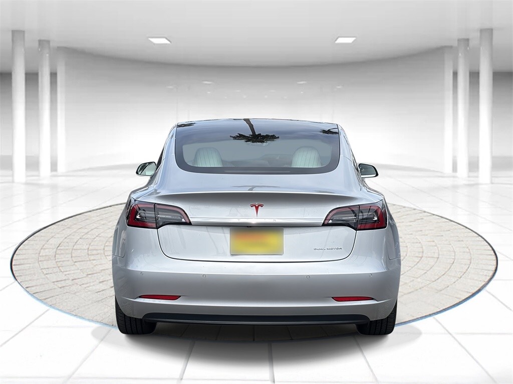 2018 Tesla Model 3 Performance photo 3