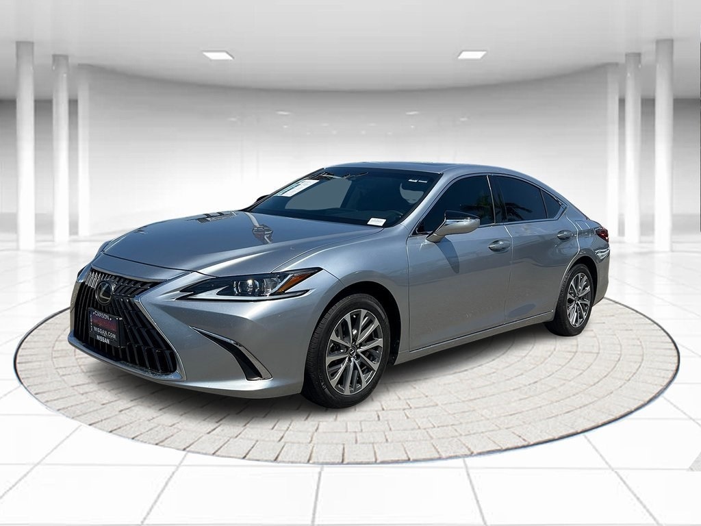 2022 Lexus ES 350's photo