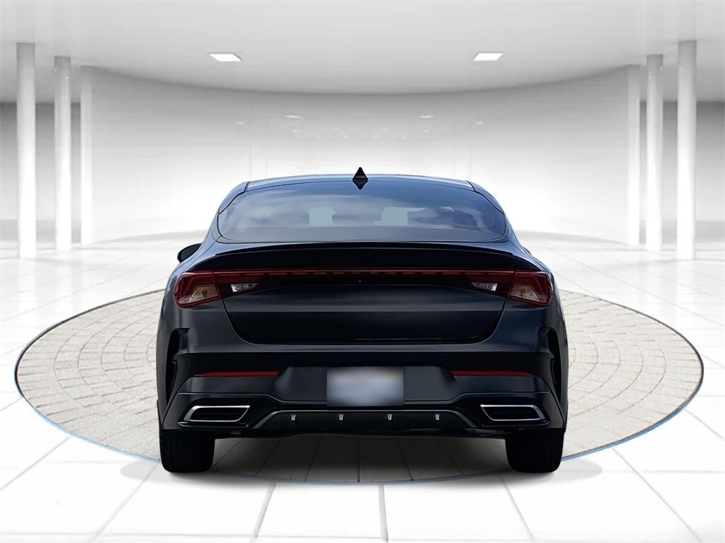 2022 Kia K5 GT-Line photo 2