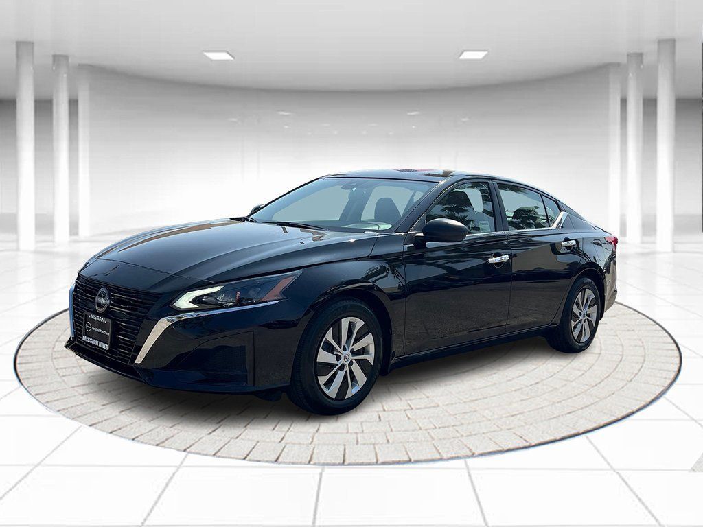 2025 Nissan Altima 2.5 S's photo