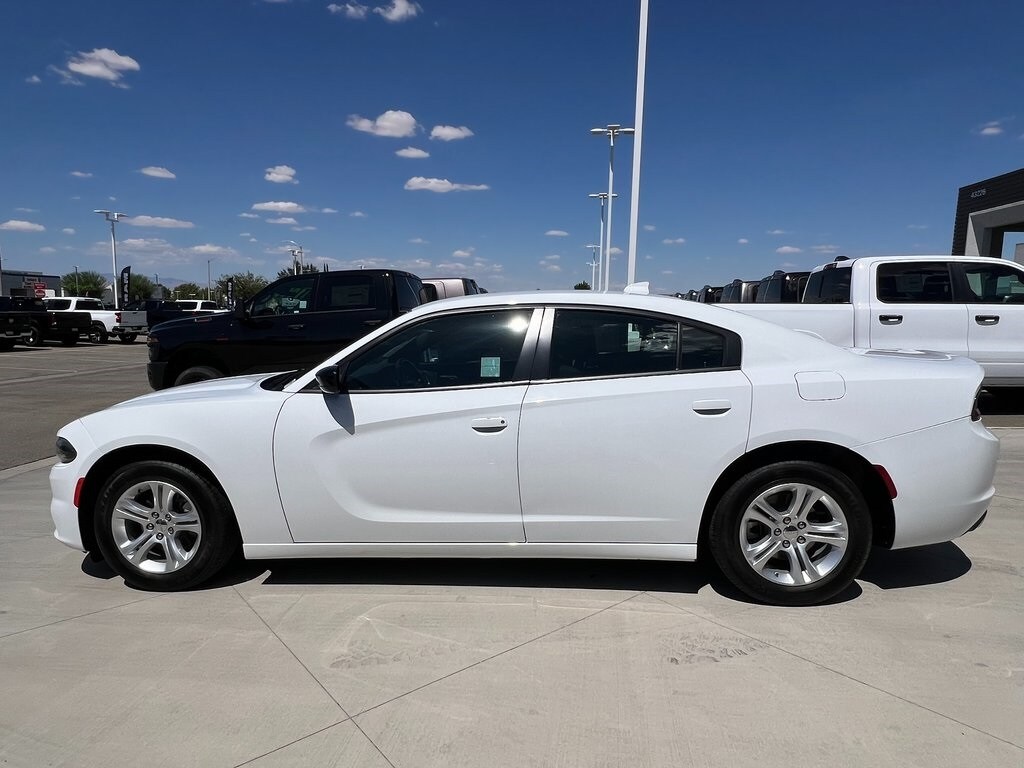 2023 Dodge Charger SXT photo 3
