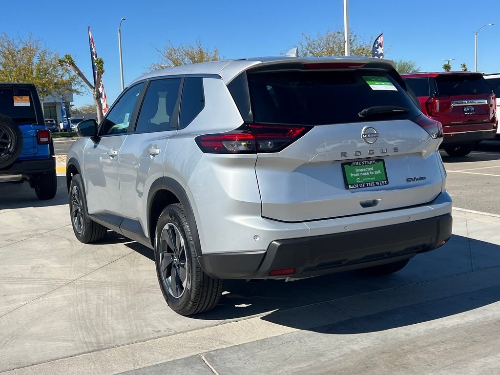2024 Nissan Rogue SV photo 4