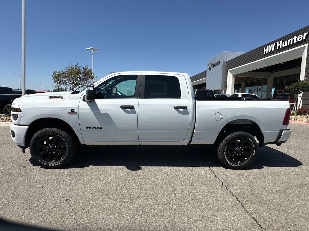 New 2026 Ram 2500 BIG HORN CREW CAB 4X4 6'4 BOX Pickup