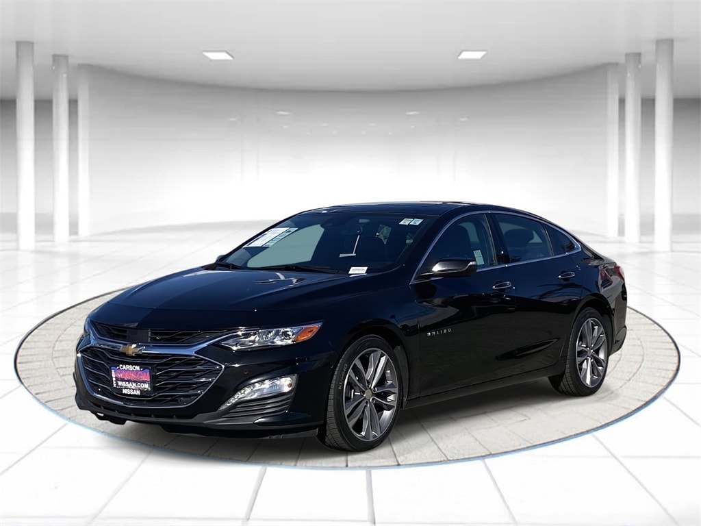 2022 Chevrolet Malibu Premier's photo