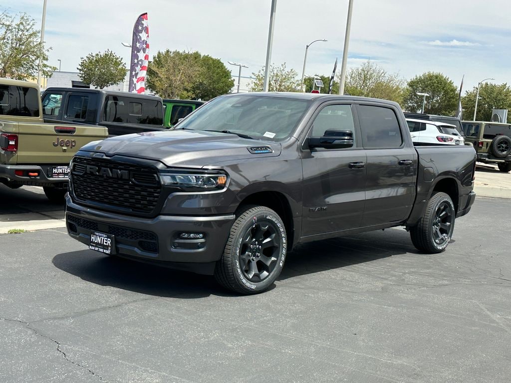 New 2026 Ram 1500 BIG HORN CREW CAB 4X4 5'7 BOX Pickup