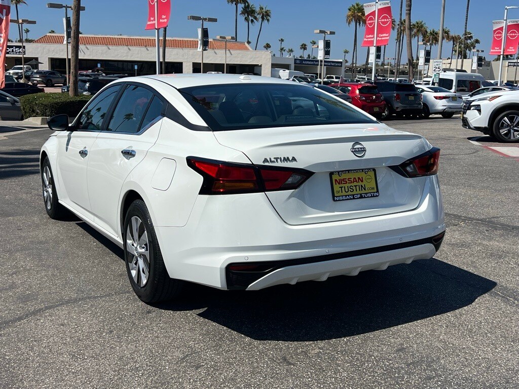 2025 Nissan Altima 2.5 S photo 4
