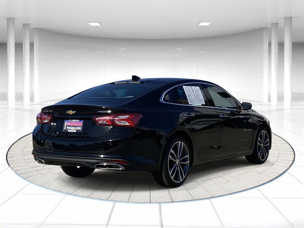 2022 Chevrolet Malibu Premier photo 4