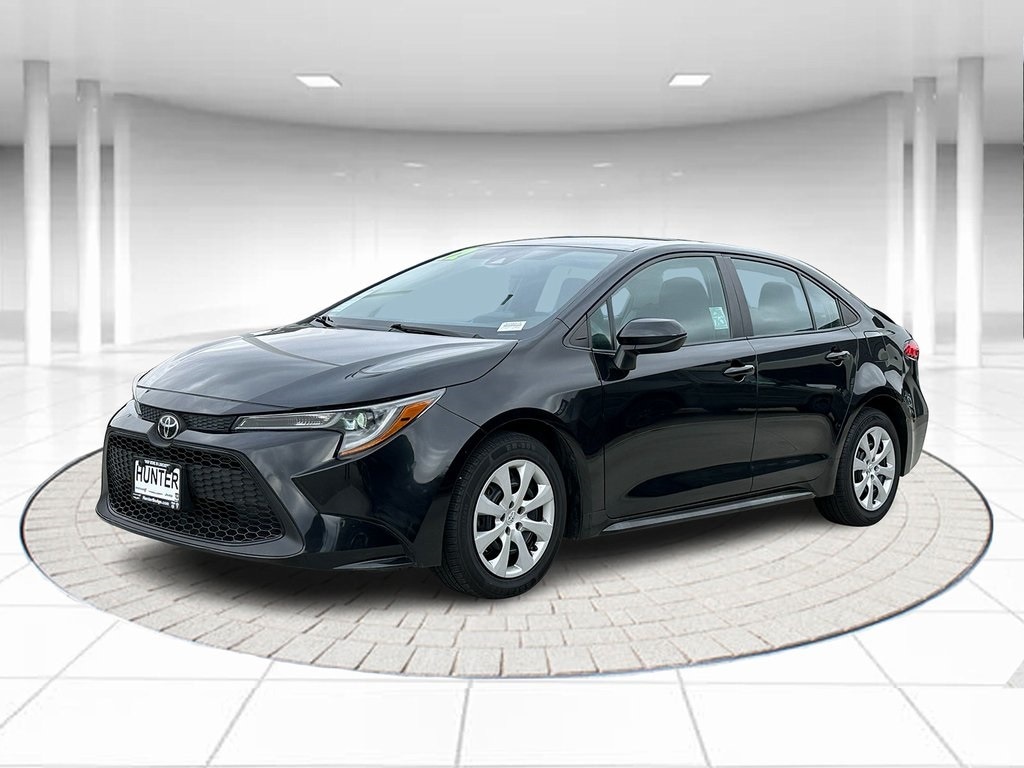 2022 Toyota Corolla LE's photo