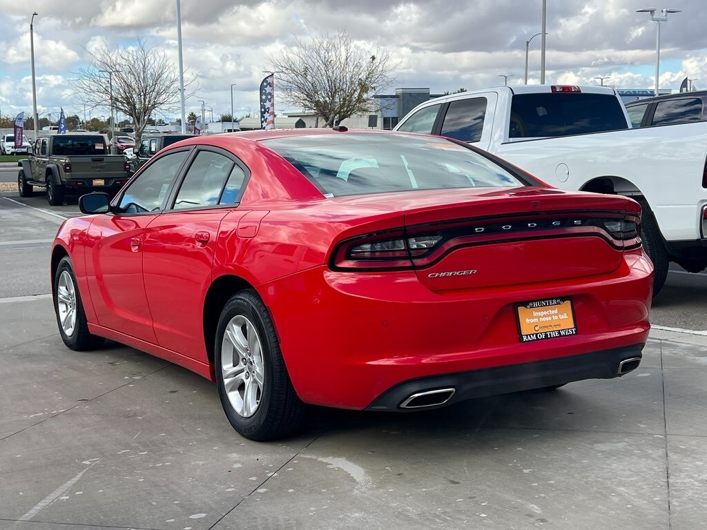 2022 Dodge Charger SXT photo 4