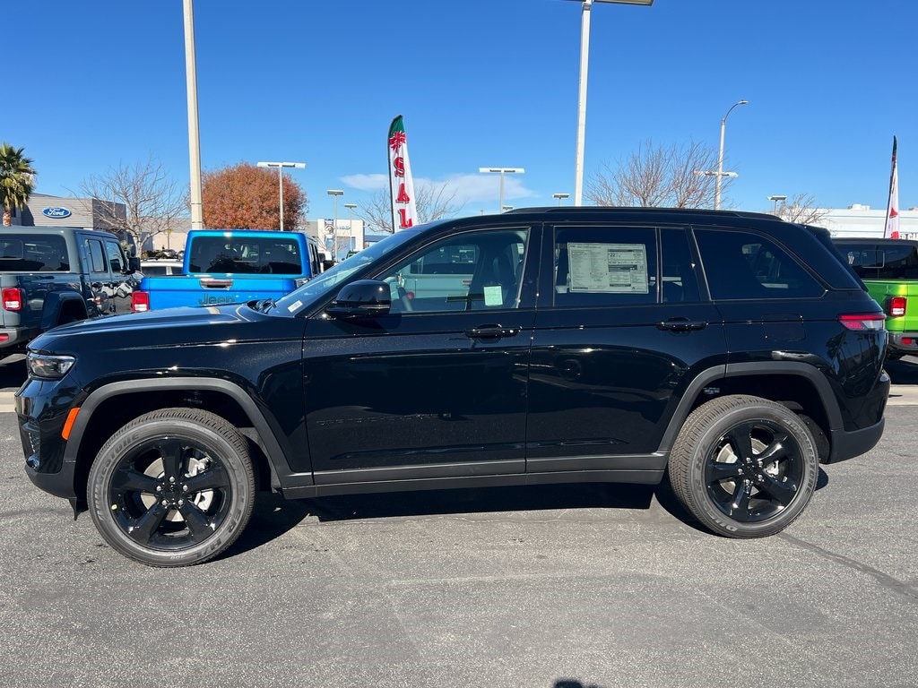 New 2025 Jeep Grand Cherokee ALTITUDE X 4X4 Sport Utility