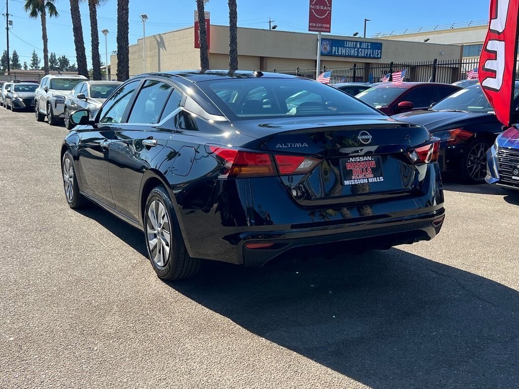 2025 Nissan Altima 2.5 S photo 3