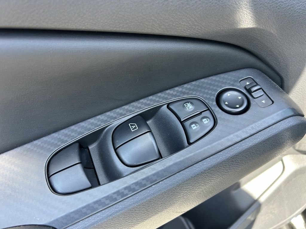 2025 Nissan Altima S - Photo 26