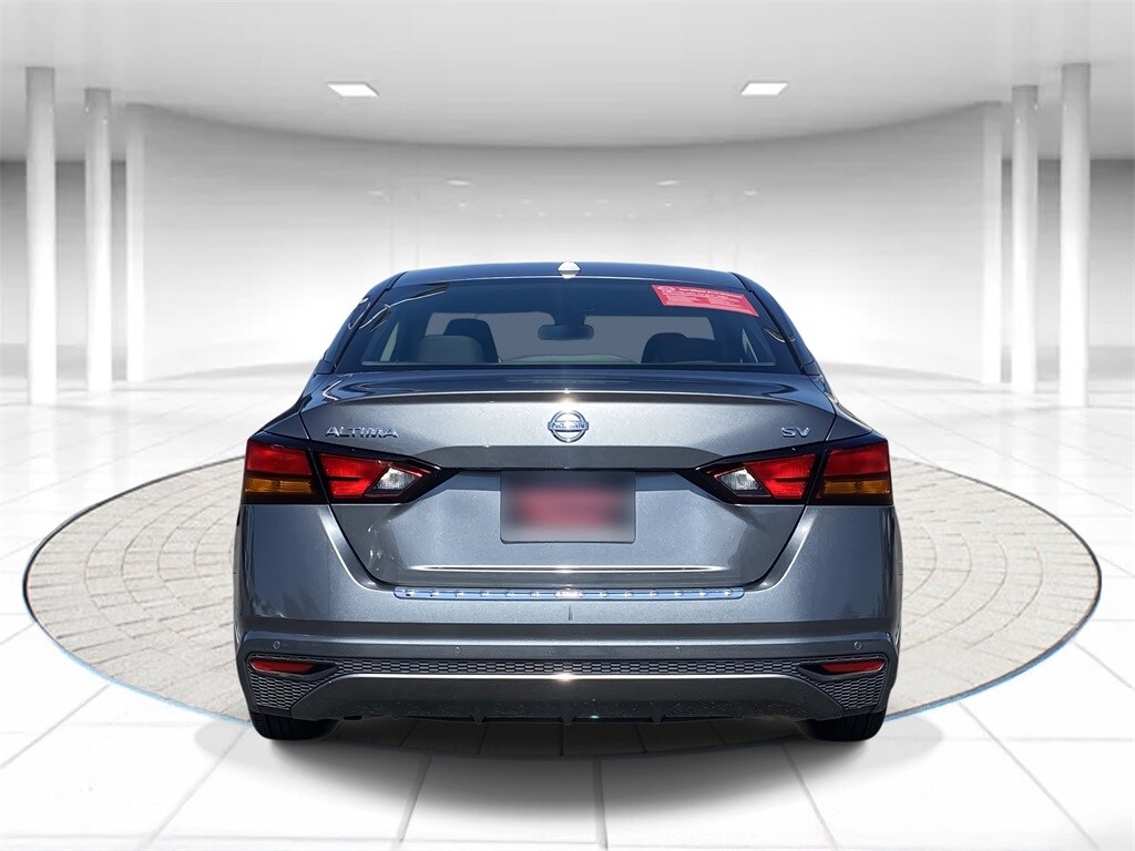 2022 Nissan Altima 2.5 SV photo 3