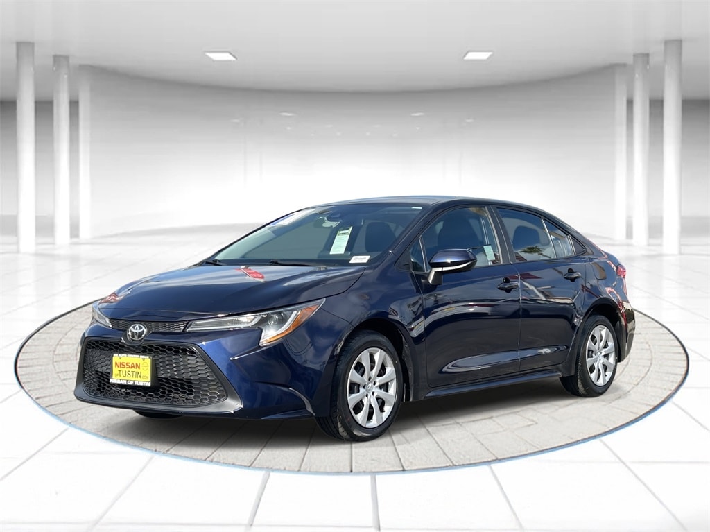 2022 Toyota Corolla LE's photo