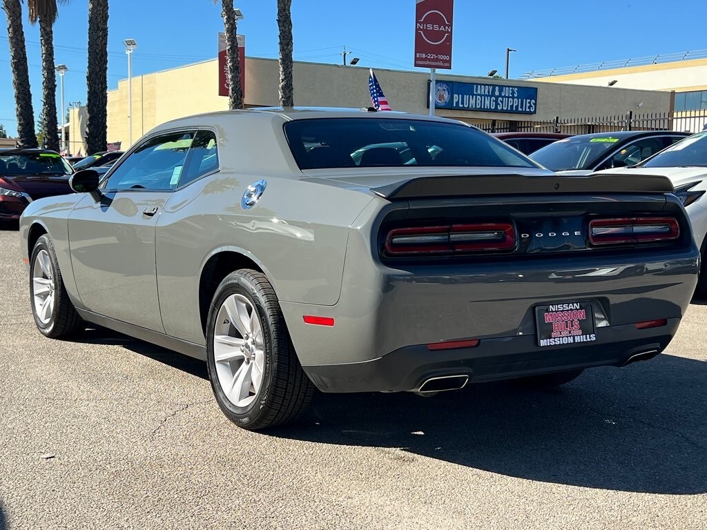 2023 Dodge Challenger R/T Scat Pack Widebody photo 3