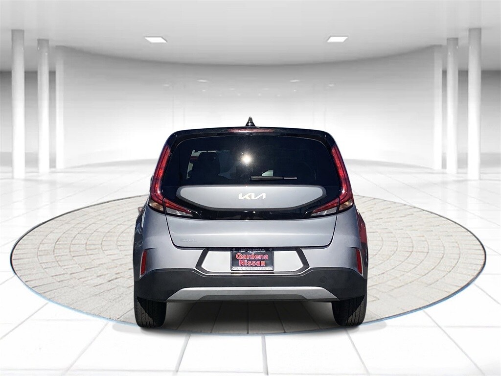 2024 Kia Soul LX photo 3
